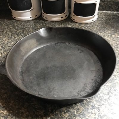 Quick & Easy Way to Clean Cast Iron